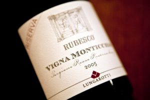 Lungarotti_Rubesco_Riserva_hires