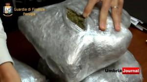 Finanza arresta nigeriana con oltre 5 chilogrammi di droga (3)