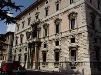 Regione Umbria indice asta pubblica per cinque auto, online bando