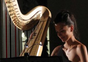 L'arpista Ester Pavlic