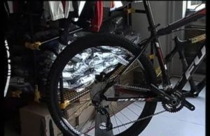 Furto negozio biciclette