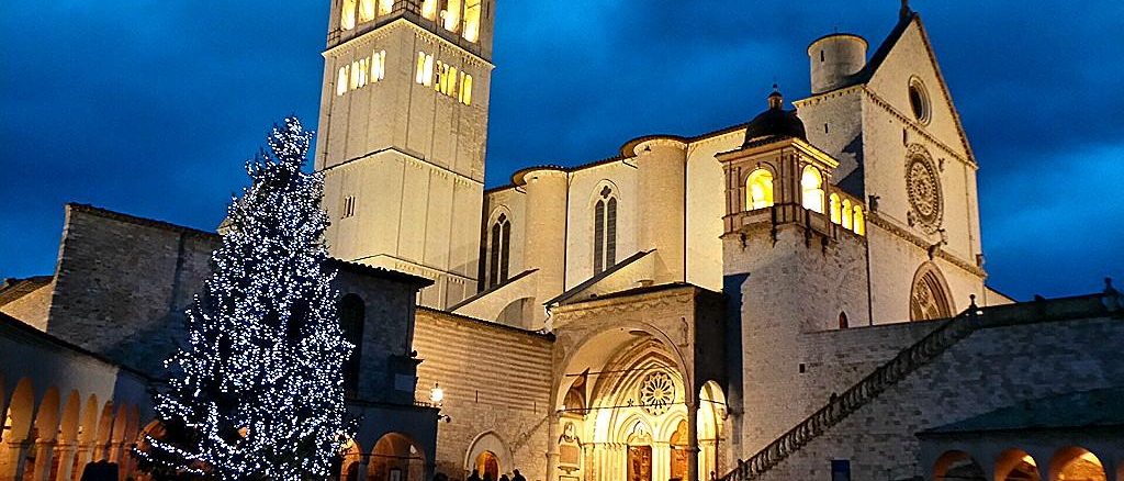Natale Assisi: 8 dicembre accensione albero e presepe frati, il programma