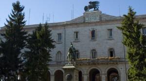 2522910-perugia_palazzo_della_provincia