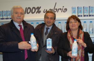 Da sx Giorgio Mencaroni, Carlo Catanossi, Fernanda Cecchini.