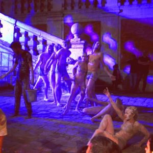 Performance-in-blu