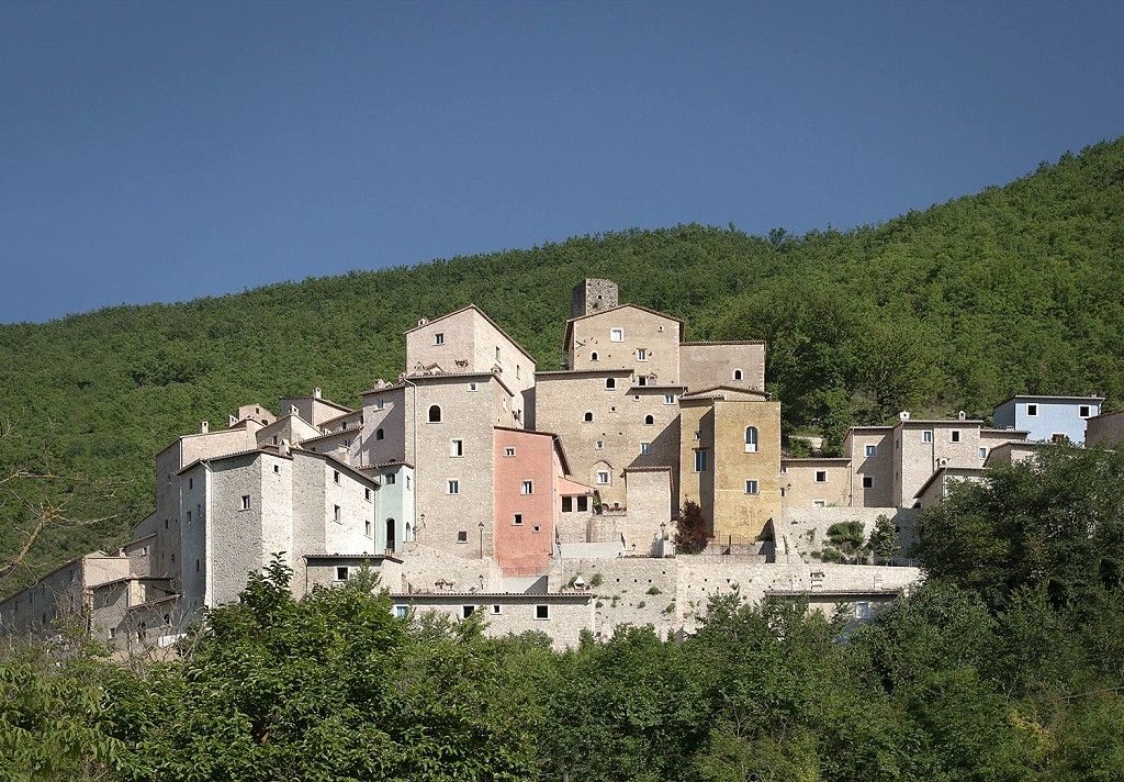 Al Castello di Postignano: Sergio Lattes con parole e musica