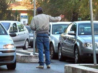 Parcheggiatori abusivi e mendicanti in aumento a Perugia Lega continua battaglia