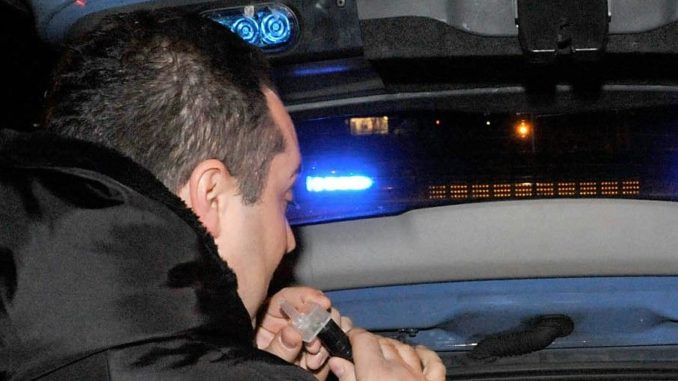 Guida in stato di ebrezza, carabinieri sanzionano automobilisti