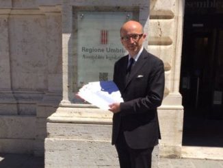 Santi Francesco e Benedetto nello statuto regionale, approvata mozione di Ricci