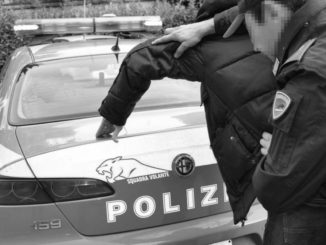 Tunisino arrestato doveva scontare 3 anni e più per droga ora è a Capanne