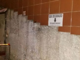 Comitato Ponte Felcino denuncia posti di spaccio e degrado con cartelli