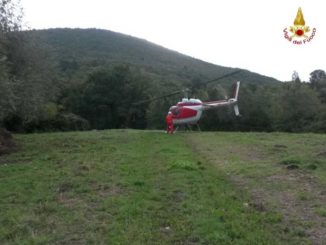 Elicottero vigili fuoco trova anziano che si era perso
