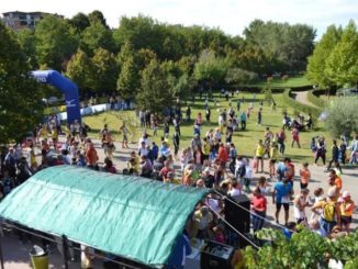 Una bella giornata di sole con una temperatura mite ha salutato i quasi 900 partecipanti alla ventunesima edizione della corsa podistica Porta un amico pianteremo un albero