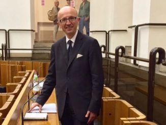 Perugina, Ricci: «Valorizzare e non vendere alcun marchio» elezioni regionali 2015, la prima mozione sull'argomento) posto il tema dei costi della politica, a tutti i livelli, a partire dal parlamento e dal funzionamento delle regioni italiane.