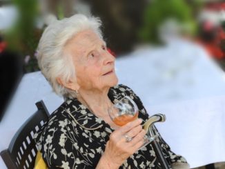 Campane a festa per i 100 anni di Annetta