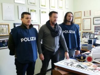 Spaccio, arrestati due stranieri dalla Polizia di Stato