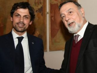 Il sindaco Andrea Romizi ha premiato il professor Romano Ugolini