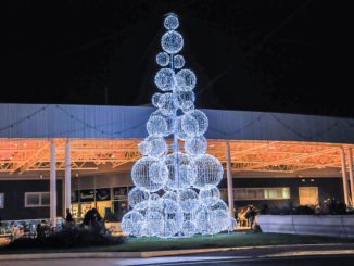 Albero di natale al Quasar village