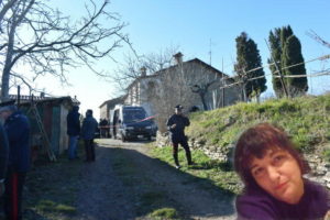 Donna accoltellata, fissato interrogatorio figlio