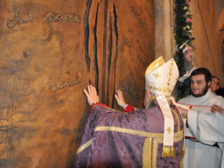 Giubileo Misericordia, a Terni aperta Porta Santa