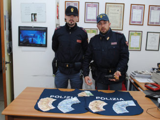 Rapinatori in fuga bloccati dalle volanti Ferro di Cavallo