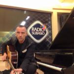 Eros Ramazzotti passeggia ad Assisi alla ricerca di pace