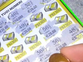 Dipendente universitaria condannata per peculato, ludopatia alla base del reato