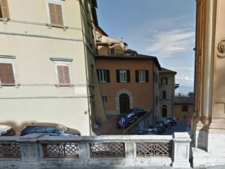 Sosta selvaggia Perugia, centro storico in sofferenza