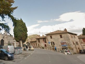 E' clinicamente morta la donna di Assisi caduta dalla finestra mentre sbatteva tappeto
