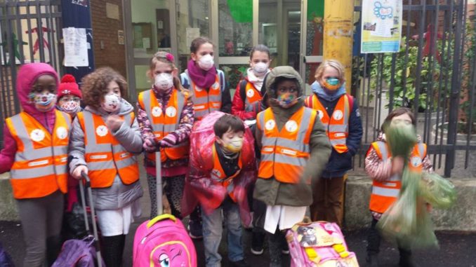 Piedibus scolastico flash mob