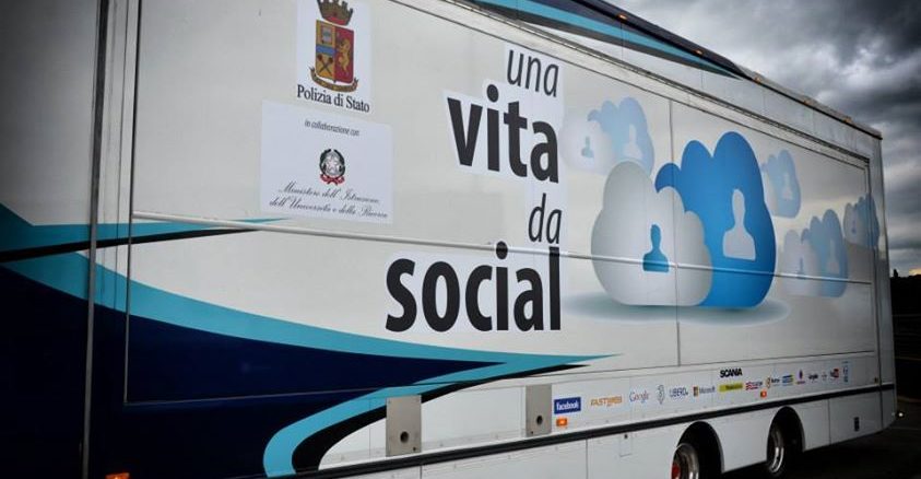 Una vita da social, torna a Perugia e Terni, per il Safer Internet Day 2016