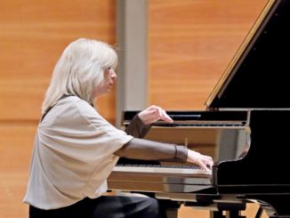 Sabrina Lanzi in concerto al Teatro Cucinelli