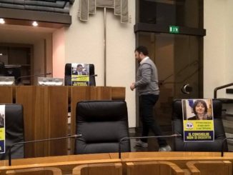 Regione: consiglio; ''occupazione simbolica'' centrodestra