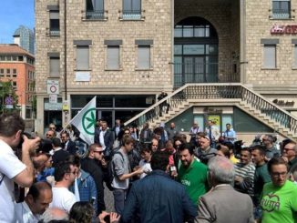 Atto vandalico alla sede Lega Nord Terni, polizia denuncia due persone