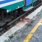 Donna travolta dal treno in arrivo, è grave