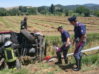Malore improvviso, si ribalta camion carico di nutella
