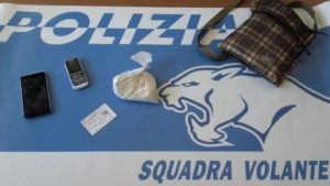Corriere della droga fermato a Terni con 2 etti di eroina