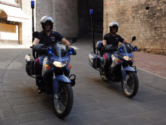 Agenti in moto beccano marocchino in centro a Perugia
