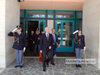 Il Capo della Polizia, Franco Gabrielli in questura a Perugia