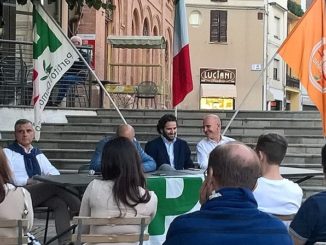 Un momento del dibattito di ieri sui temi referendari alla festa regionale per il Sì di Marsciano