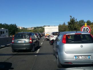 Perugia, auto si ribalta lungo la E45, bimbo di 4 mesi illeso