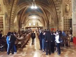 Papa pranza con profughi, si festeggia Bartolomeo I