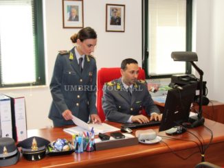 Associazione per delinquere, Guardia di Finanza arresta 5 responsabili di un consorzio ambulanti