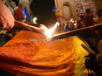 Marcia PerugiAssisi di notte contro la violenza e l'indifferenza