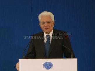 Sergio Mattarella a Perugia, all'inaugurazione della Scuola di giornalismo radiotelevisivo
