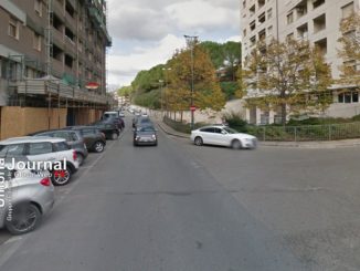 Assalta un'auto a Perugia, sfonda il vetro e ruba zainetto, è un marocchino