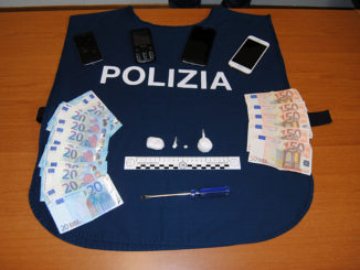 Spaccio notturno, smantellata base in via Gallenga a Perugia