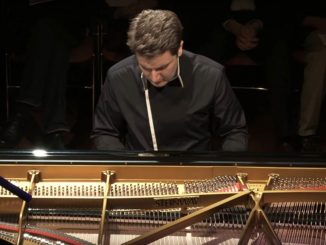 Alessio Bax agli Amici della musica di Perugia concerto al Teatro Morlacchi