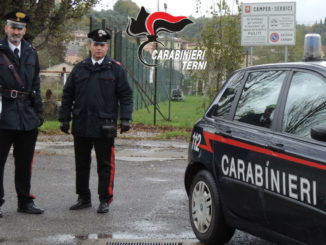 Fanno shopping a Fabro con banconote false, un arresto e una denuncia