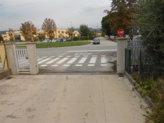 Ponte San Giovanni, via Benucci, uno stop troppo largo